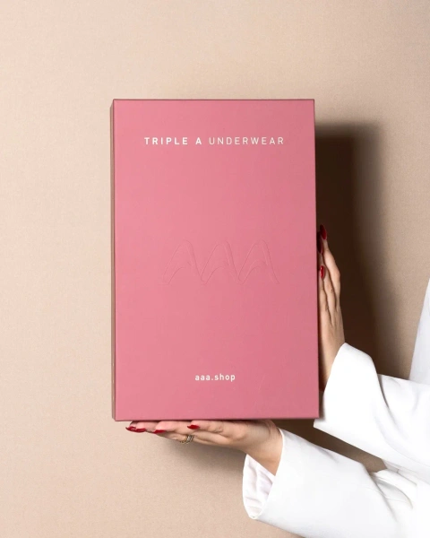  Фотография коробка-пенал розового цвета